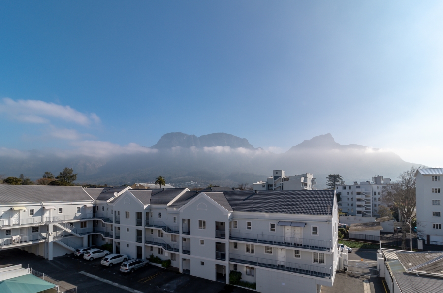 To Let 2 Bedroom Property for Rent in Claremont Upper Western Cape
